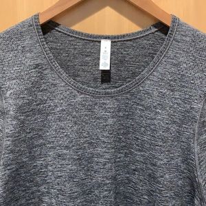 Lululemon longsleeved, crewneck, top